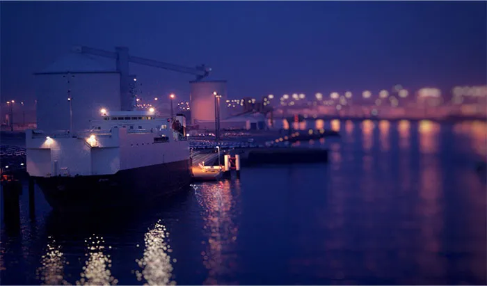 “People Who Have Worked At Sea, What’s The Creepiest Thing That’s Happened?” (50 Answers)