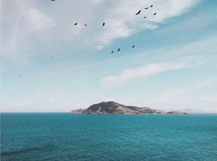 “People Who Have Worked At Sea, What’s The Creepiest Thing That’s Happened?” (50 Answers)