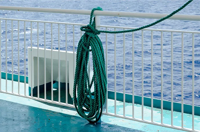 “People Who Have Worked At Sea, What’s The Creepiest Thing That’s Happened?” (50 Answers)