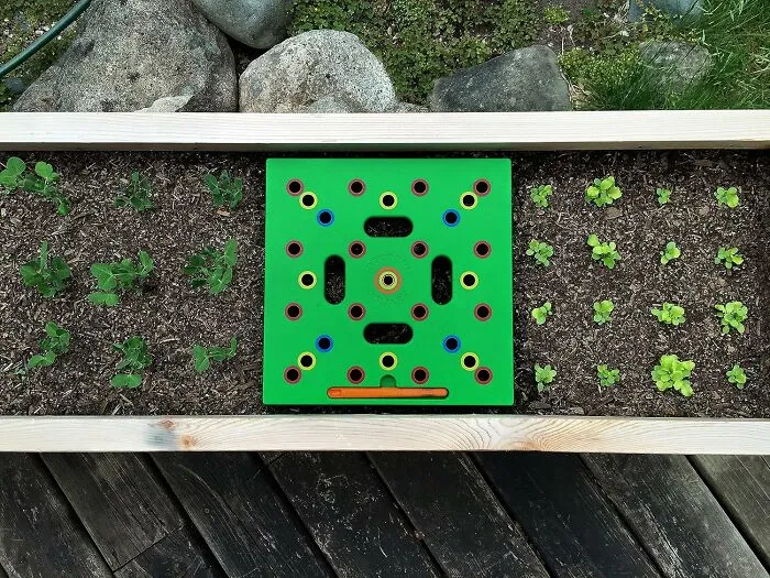 Stop Playing 'Seedling Roulette' And Give Your Future Veggies The Orderly Start They Deserve With This <a Style="Display:inline;" Href="Https://Www.amazon.com/Dp/B00us8eswk?ascsubtag=5962099%2c9%2c31%2cd%2c0%2c0%2c0%2c1396%3a1%3b900%3a2%3b974%3a1%3b1338%3a1%2c16753651%2c0%2c0%2cgoogle&btn_ref=srctok-8de7d88c1ff9bc68&linkcode=ll1&tag=bpowl-20&linkid=2f1758575021dcbff4dc24a34396bc3c&language=en_us&ref_=as_li_ss_tl" Target="_blank"><span Style="Font: Inherit; Color: #d74b1f;"> Seeding Square </Span> That Makes Planting Look Like A Pro Job