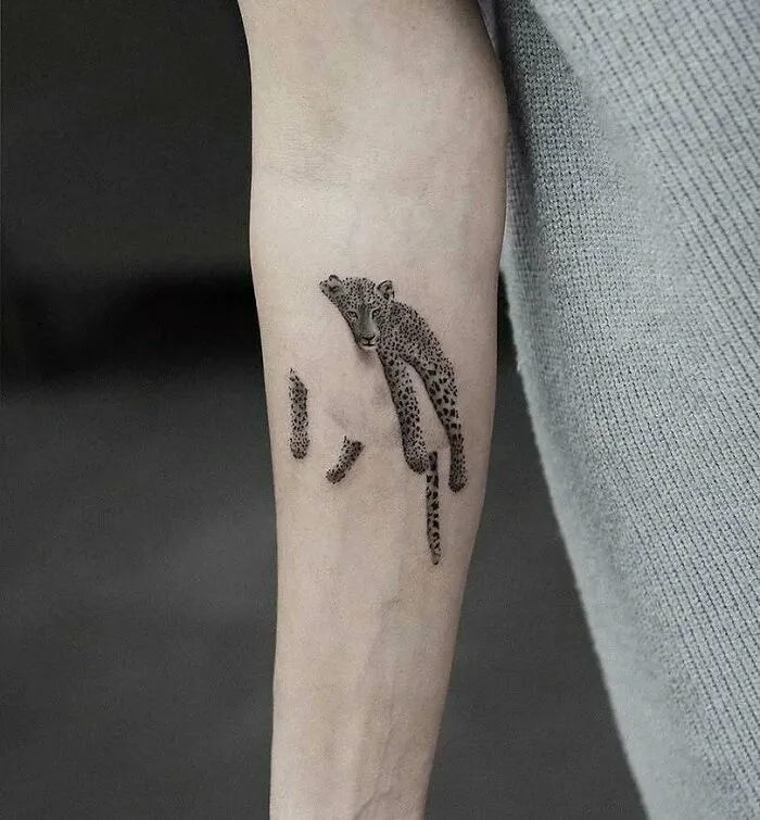 43 Personas que decidieron hacerse tatuajes que van desde lo gracioso hasta lo terrible