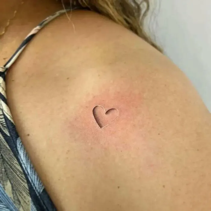 43 Personas que decidieron hacerse tatuajes que van desde lo gracioso hasta lo terrible