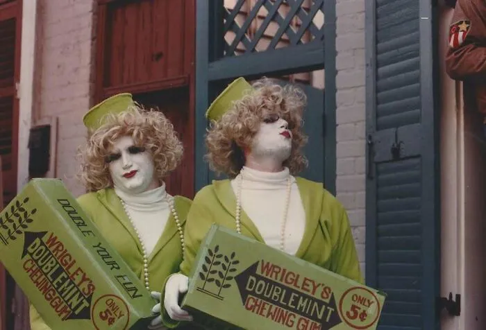 50 Vintage Pics That Prove People Were Cooler Before The Internet Ruined Us All