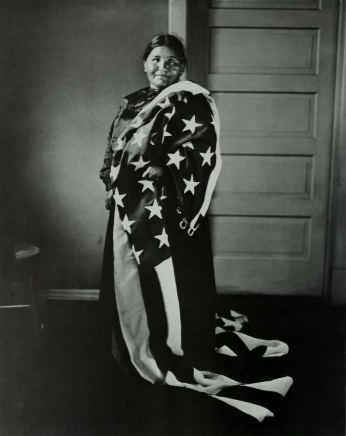 Emma Kickapoo, Native American Woman,she Was The Only Member Of The Kickapoo Tribe Who Would Accept The Flag, The Others Mistrusted Gifts From The Us Government, 1913