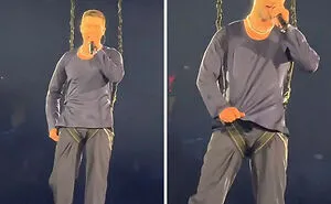 These Are The 15 Worst Celebrity Wardrobe Malfunctions In Recent Years