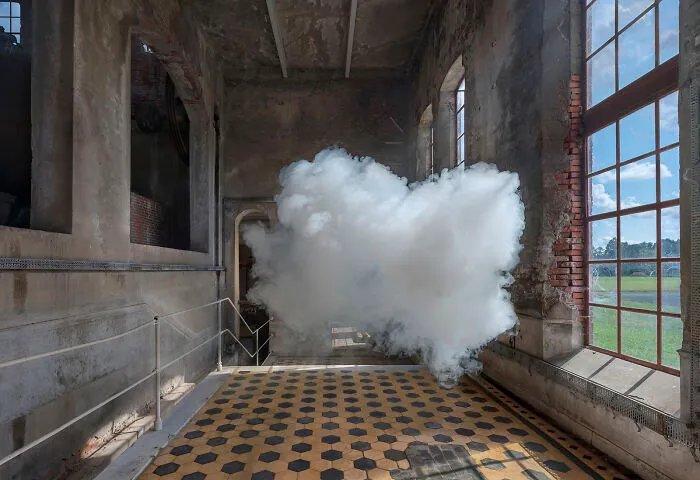 This Artist Creates Real Clouds Indoors, And They Disappear In Seconds (16 Pics)