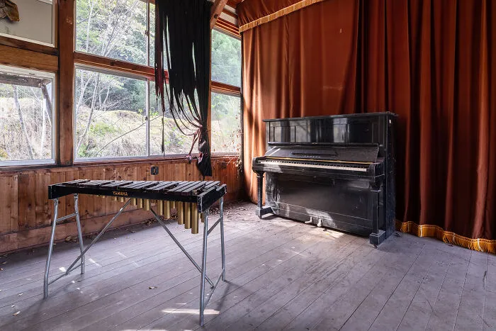 Requiem Pour Pianos 154