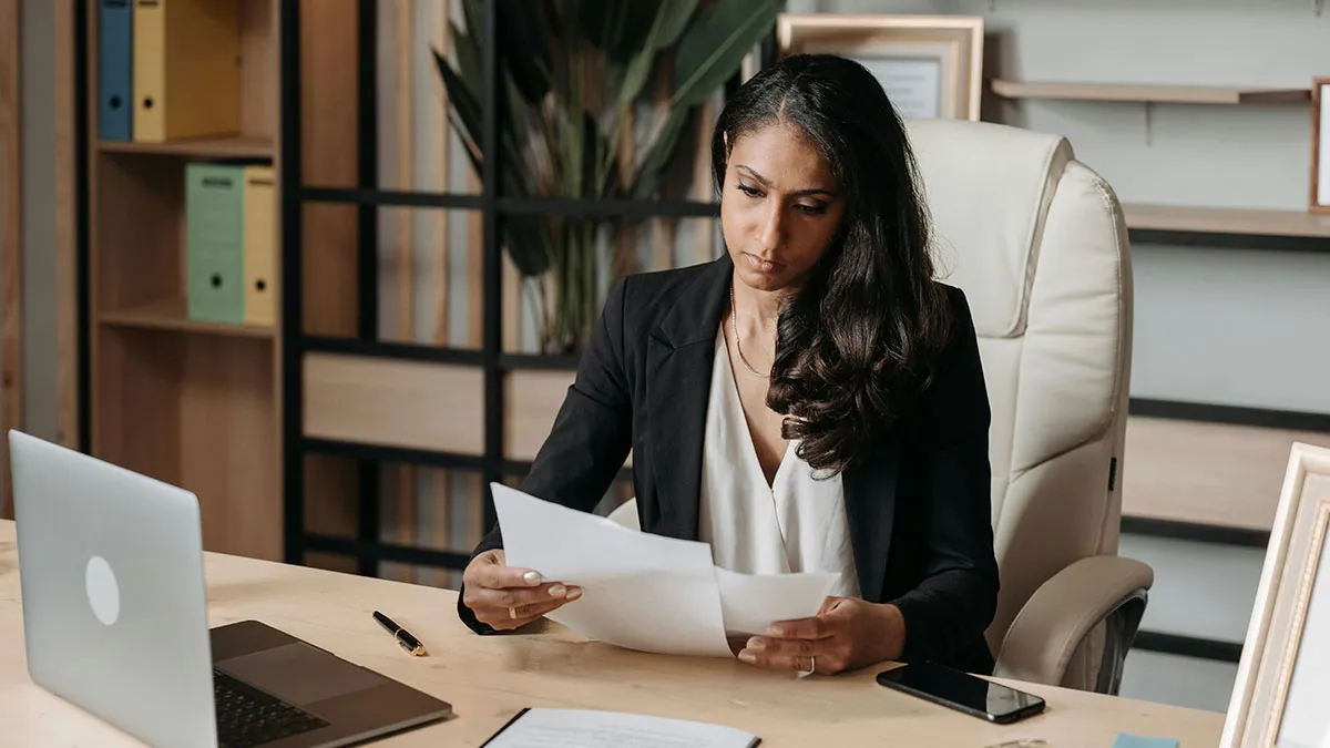 Lady In Male-Dominated Office Teased After Colleague Discovers Her Dating Profile And Won’t Let It Go