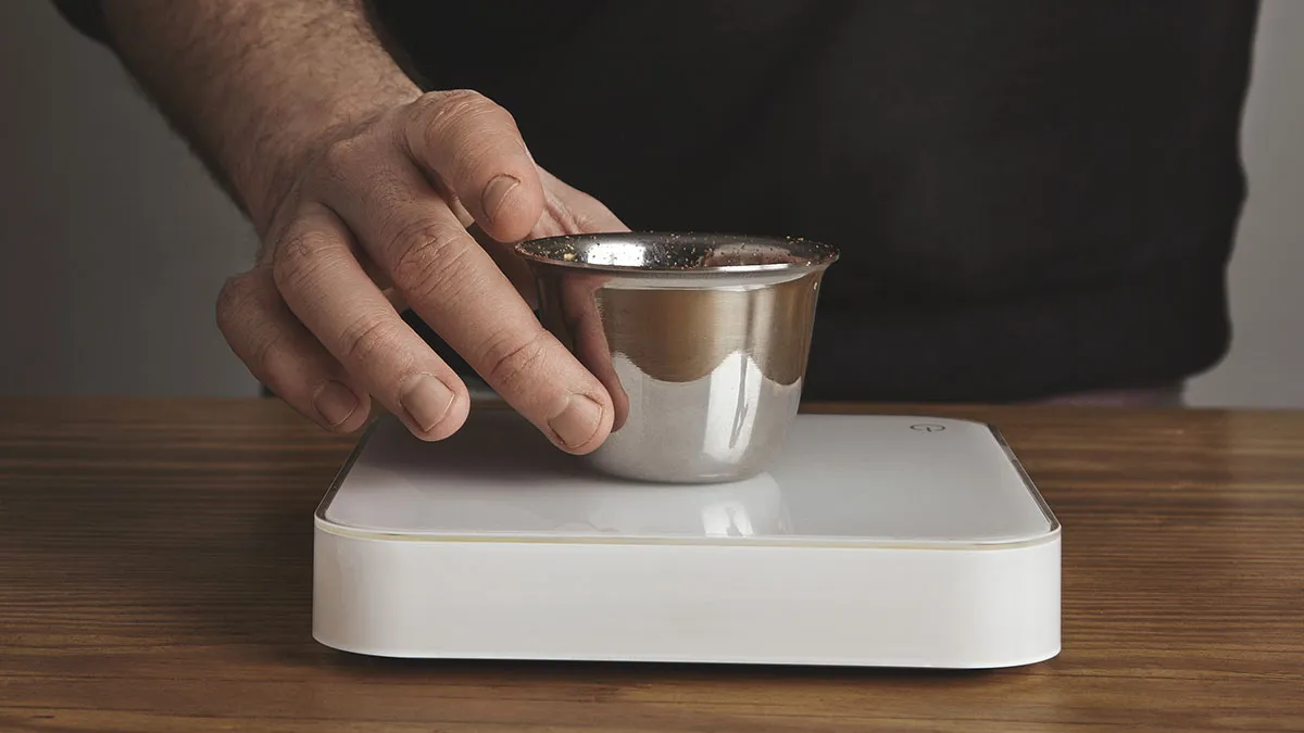 Person Has Had Enough Of BF’s Health Obsession After Finding A Special Scale For Weighing His Jobbies
