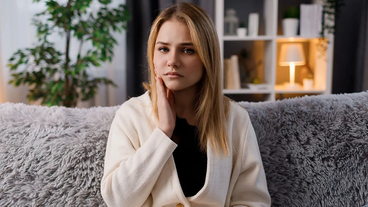 GF Is Sick Of 29YO BF's Parents’ Requests To Check His Daily Routine, Refuses To Be His Babysitter