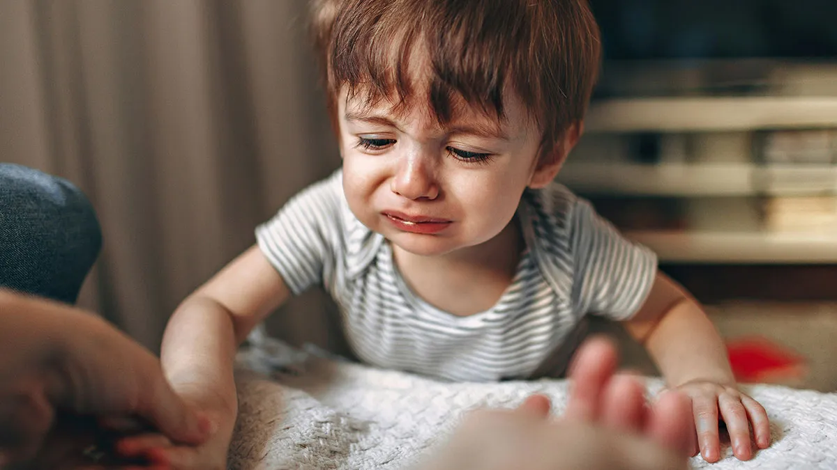 Man Invites A Woman And Her Kid Over, His Roommate Calls CPS: “He Was Freezing”