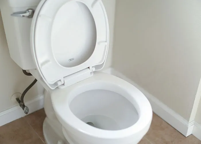 “What’s The Biggest ‘They’re Definitely Cheating’ Sign You Ignored?" (40 Answers)