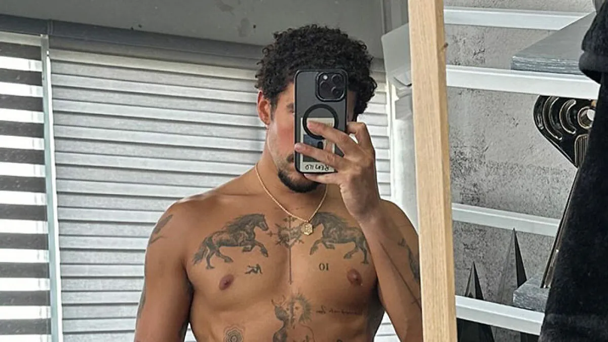 "Please, Sir, Put Your Bunnyconda Away": Bad Bunny’s Bold Underwear Selfie Goes Viral