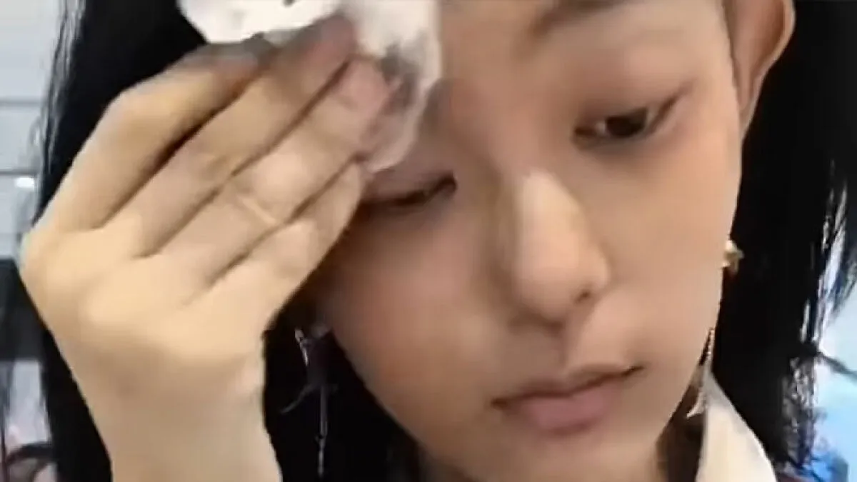 Humiliated Passenger Asked To Remove Makeup At Airport After Facial Recognition Failed To Recognize Her