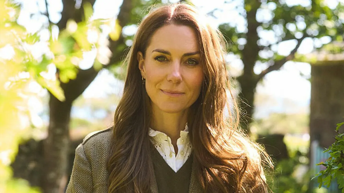 "Look After Yourself": Massive Confusion After Kate Middleton Shares New Official Photos