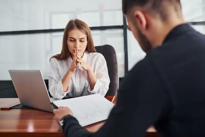 Job Interviews Took A Wild Turn When These 50 Candidates Got Hit With The Most Absurd Questions