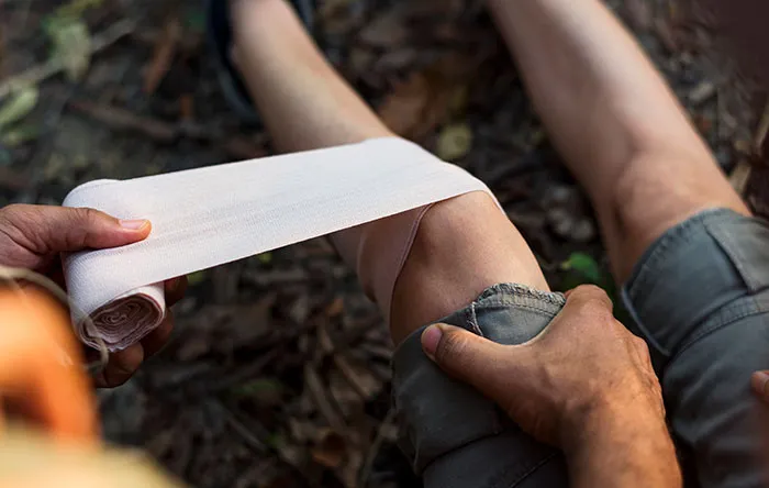 “They Put Duct Tape On Blistered Skin”: 50 Times Doctors Saved Patients From Their DIY Treatments