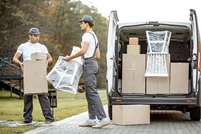 30 Weird And Shocking Things Workers Saw While Entering People’s Homes For Their Job