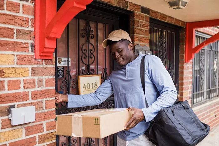30 Weird And Shocking Things Workers Saw While Entering People’s Homes For Their Job