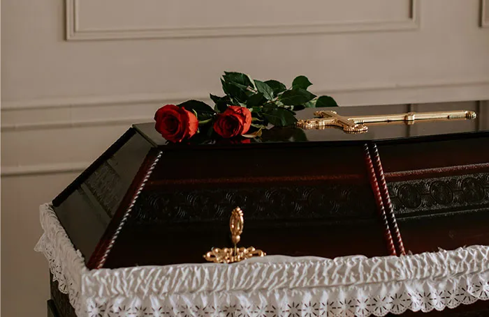 30 Weird And Shocking Things Workers Saw While Entering People’s Homes For Their Job