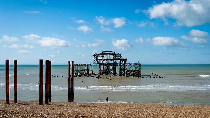 27 Places That Were Tourist Gold Until Everyone Forgot They Existed