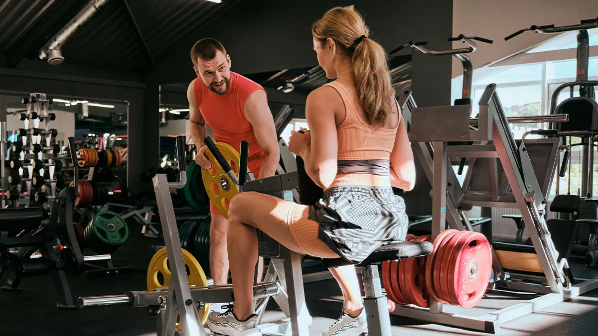 Cringe Gym Encounter Helps Guy Finally Understand Why Women Say ‘Don’t Approach Us’