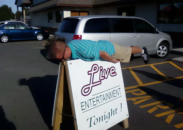 40 Hilariously Dumb Fads That Prove Humans Shouldn’t Be Left Unsupervised