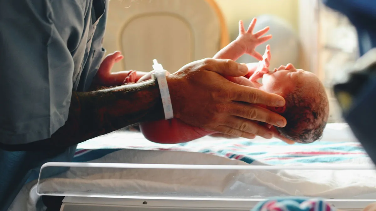 “Big Chunk Of It Stays Behind”: 45 Childbirth Facts That Might Be Hard To Stomach