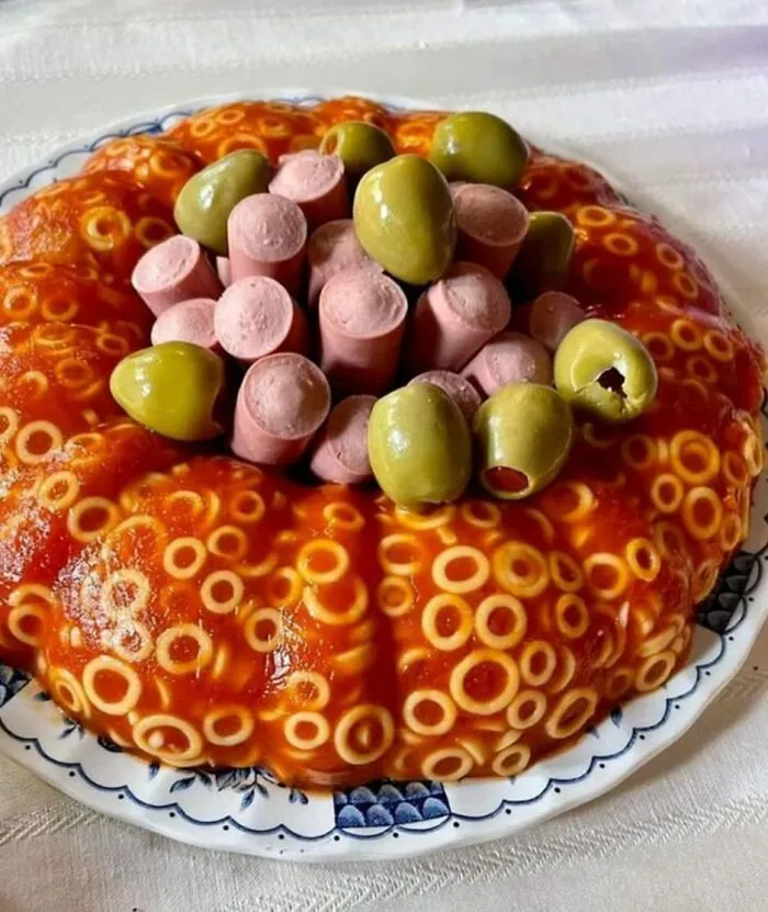 40 Disgusting Pics Of Food Someone Actually Was Served And Even Ate