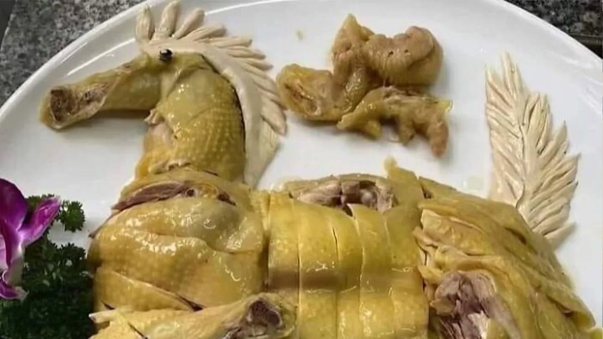 40 Disgusting Pics Of Food Someone Actually Was Served And Even Ate