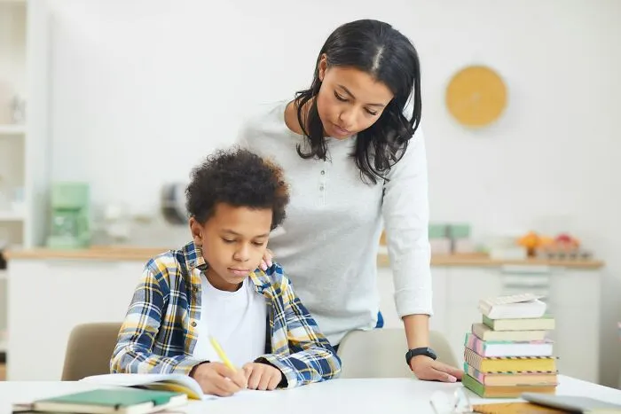 “Tell Me Your Most Unhinged Teacher Hack”: 40 Tried And Tested Answers