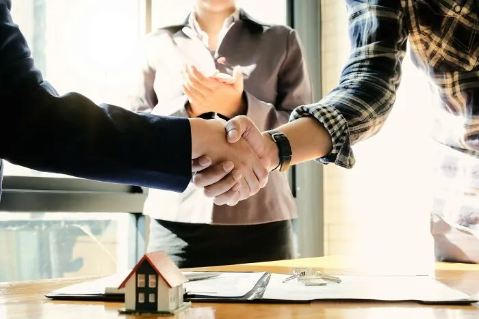 35 Secrets From Various Industries That Companies Don’t Want Their Customers To Know