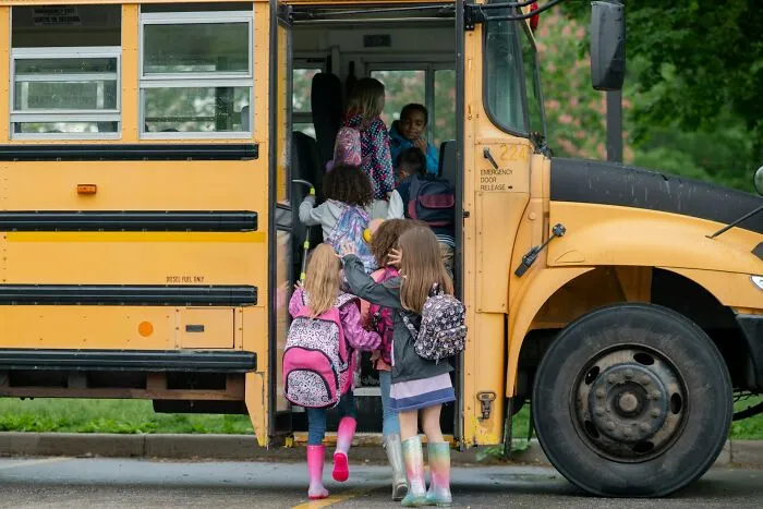 “Tell Me Your Most Unhinged Teacher Hack”: 40 Tried And Tested Answers