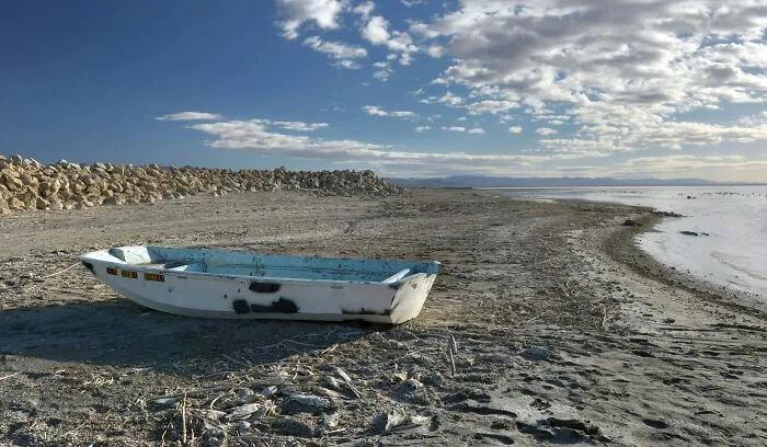 27 Places That Were Tourist Gold Until Everyone Forgot They Existed