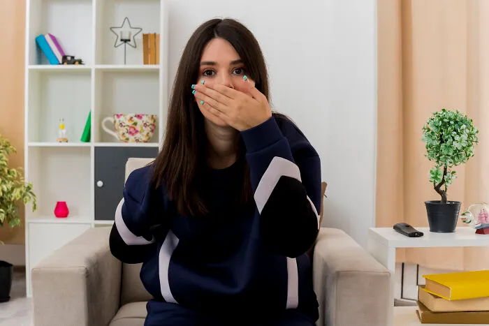 Adults Mortified When They Realized That Their 32 Habits As Kids Were Actually Red Flags