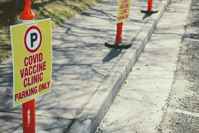 25 Of The Stupidest Things Many Intelligent People Still Believe, According To Peeps Online