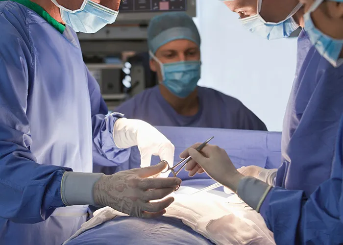 50 Times Medical Workers Pretended To Be Calm While Seeing Something Truly Unbelievable