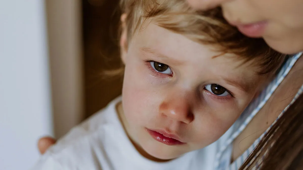 “Never Sleep With Your Bedroom Door Open”: 45 Things Emergency Workers Advise People To Do
