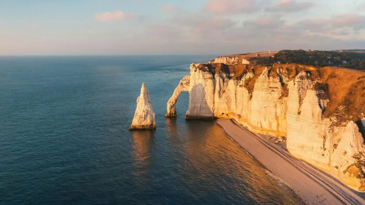 35 Of The World’s Most Beautiful Places That’ll Make You Rethink Your Bucket List