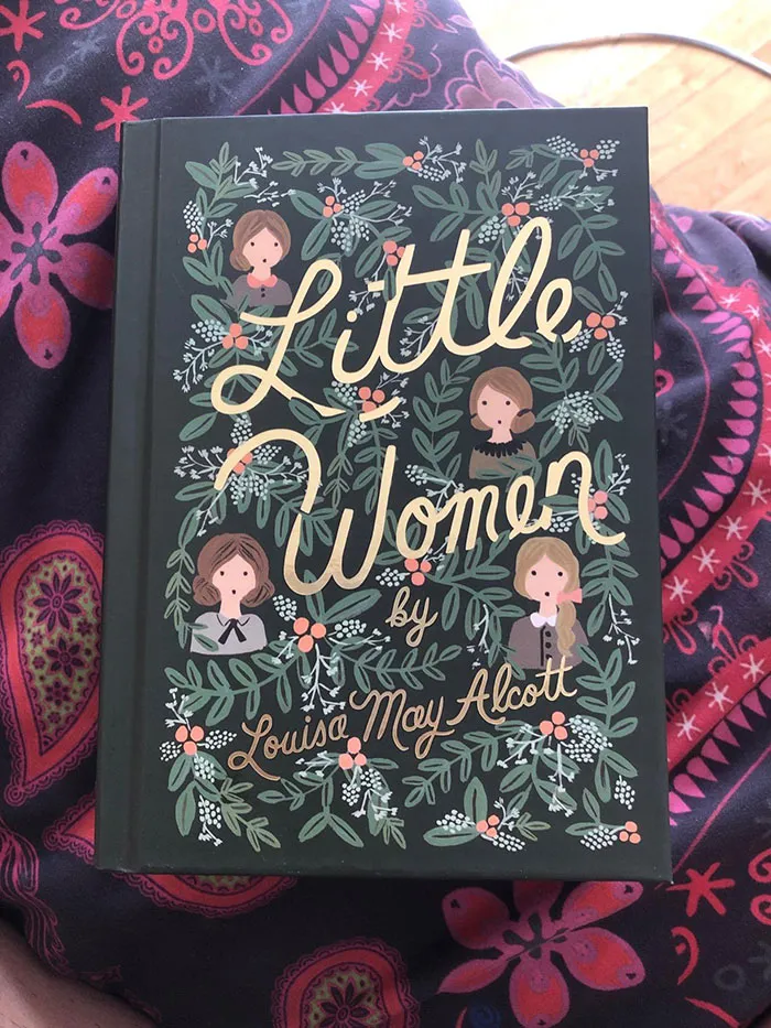 40 Times People Read A Book And Were In Awe