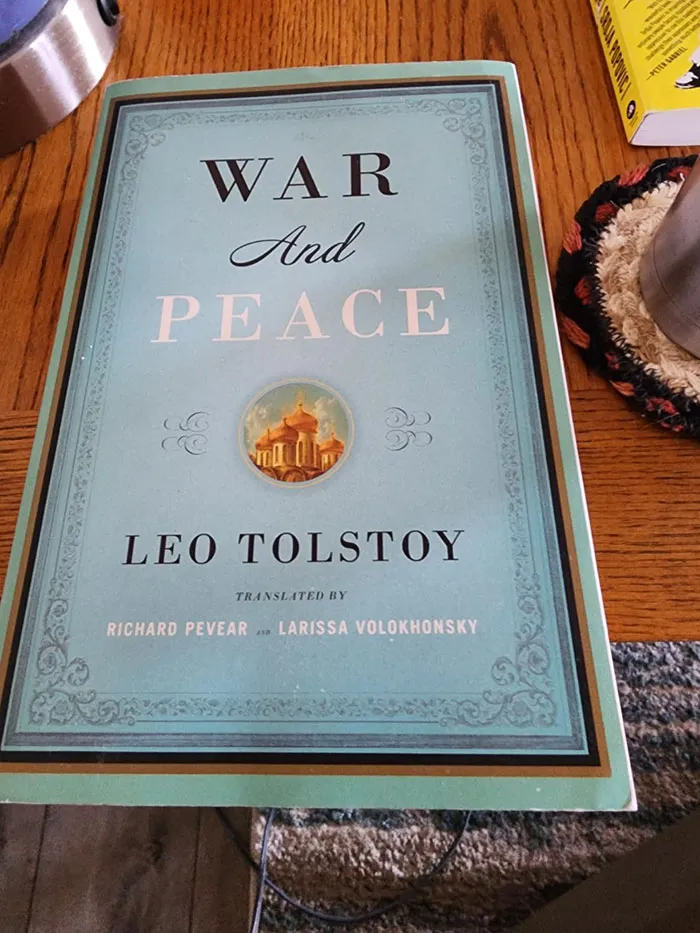40 Times People Read A Book And Were In Awe
