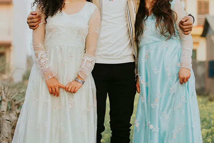 People Didn’t Realize They Were In A Cult Until These 40 Moments