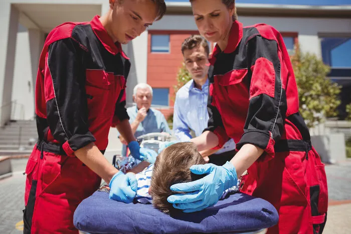 26 Stories Of How It Actually Feels Being Dead - From People Who Were Brought Back To Life