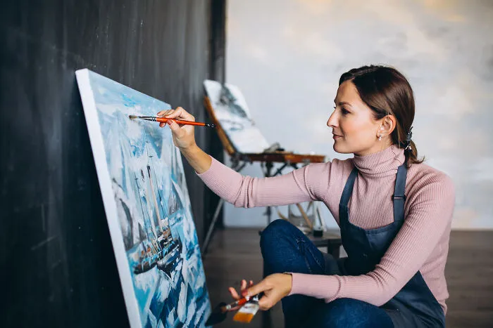 32 Things That Get Romanticized All The Time But For All The Wrong Reasons
