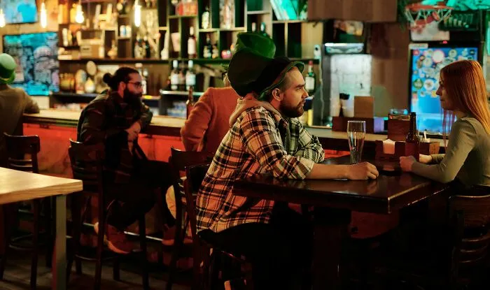 27 Bartenders Spill The Wildest Tales From Behind The Tap They Will Probably Never Forget