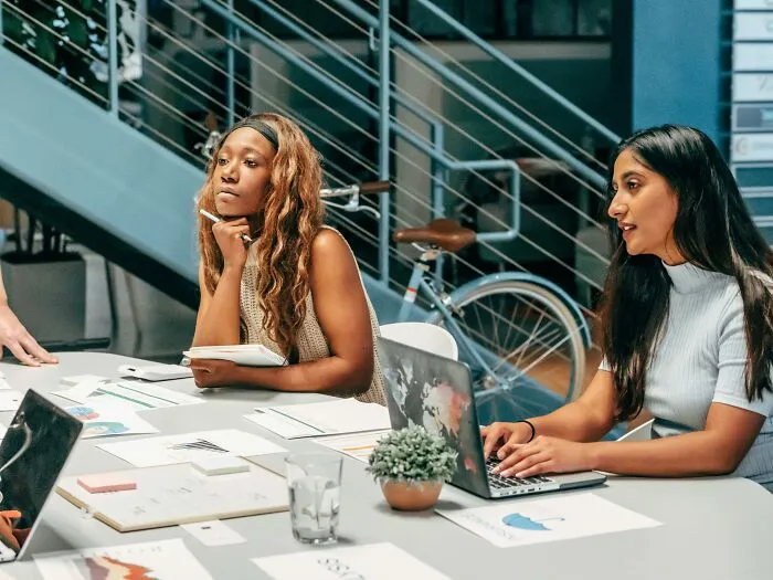 People Spill The Tea About 30 Of The Dumbest Questions They Were Asked During Interviews