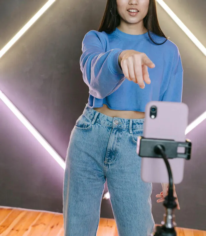 “Middle Class Is Over”: 45 People Share Things Young Gen Zers Aren’t Ready To Hear