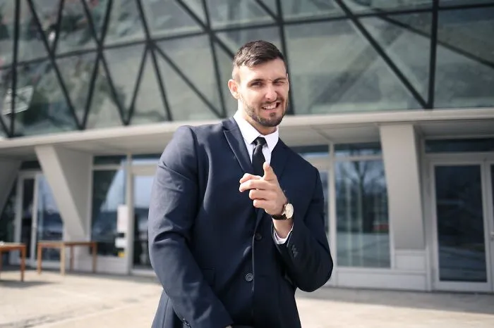 40 Times Women Tore Down The ‘Polite’ Wall And Asked Men What They’ve Been Too Afraid To Ask