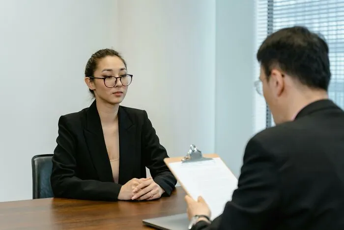 People Spill The Tea About 30 Of The Dumbest Questions They Were Asked During Interviews