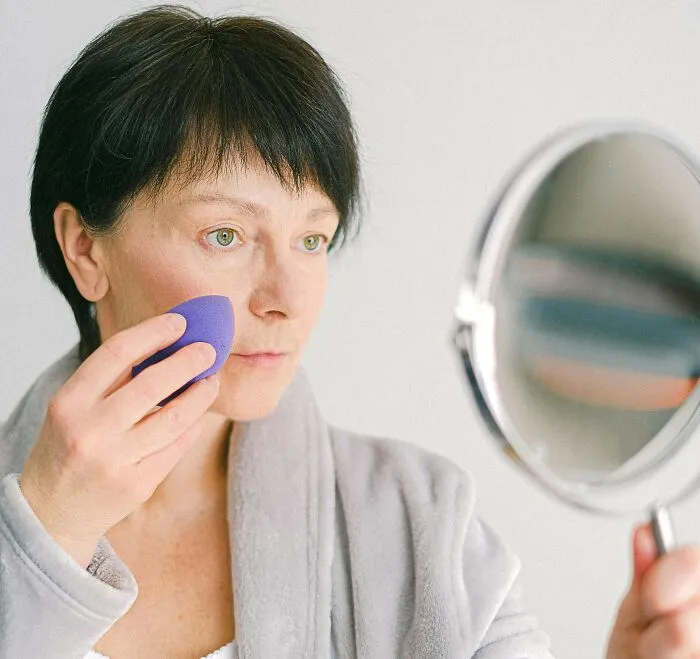 30 Body Changes Showing That Someone Is Gradually (Or Swiftly) Getting Old
